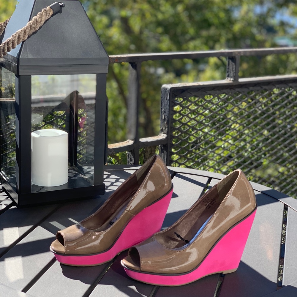 Wedge Peep-Toe Shoes